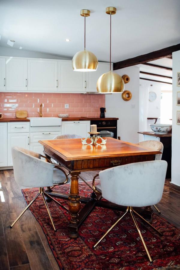 Apartment Aussee- Atelier Salzherrenhof- Kueche, Wlan, Netflix Bad Aussee Exteriér fotografie